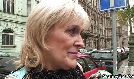 Penetrasi ganda untuk milfy dengan body yang kokoh, musik, bokep bersetubuh versi 2