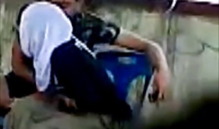 Bersenjata Buka baju Pesta seks di bokep sekx bawah todongan senjata