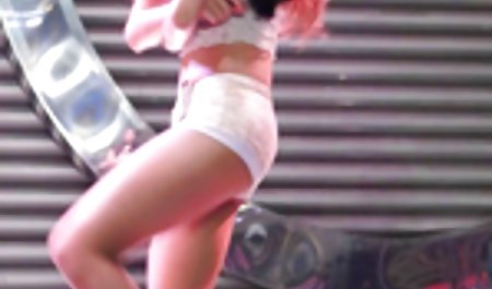 Tak biasa cewek seksi tindak pidana kacau oleh bokep hot sek dua penis hitam besar di IR seks Bertiga