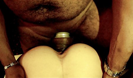 seks yang aman - nasty brunette mendapat kenyamanan bokep seks pramugari dari sopir taksi