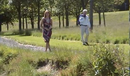 Aku mengendus pelanggan saya celana dalam sementara aku membersihkan rumah mereka bokep seks tarzan