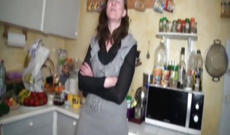 Cewek seksi sepatu bokep sek tante hak tinggi mencintai bi-Bi-si