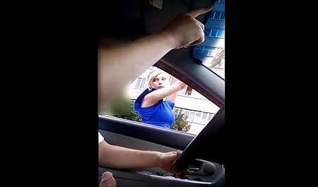 Ini skinny jeans hitam yang sangat sulit untuk mendapatkan tante sex brondong off