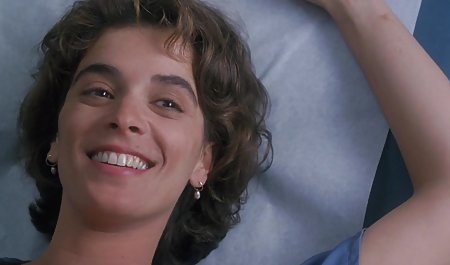 Yanks Lucie Bee Menggosok sex ayah dan menantu Orgasme