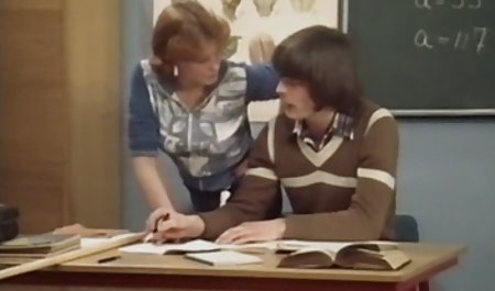 Toket kencang milf bos harus terkesan xnxx bokep seks oleh karyawan nya