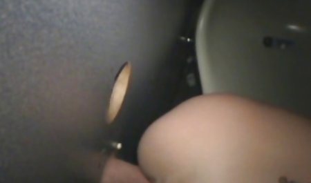 pijat milf kamera tersembunyi.MP4 bokep seks keluarga