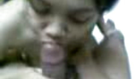 Ramping Toket tante sex party Cam gadis mainan pantat dan getaran creamy pussy